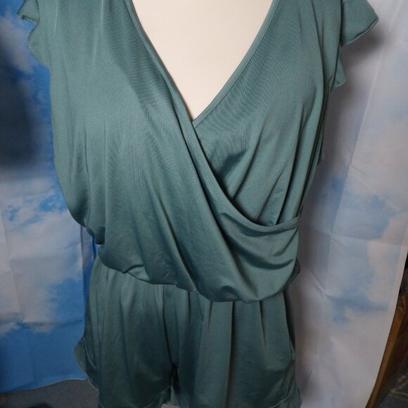 Unbranded Green ROMPER Built in Bra - Shorts - Picture 1 of 6